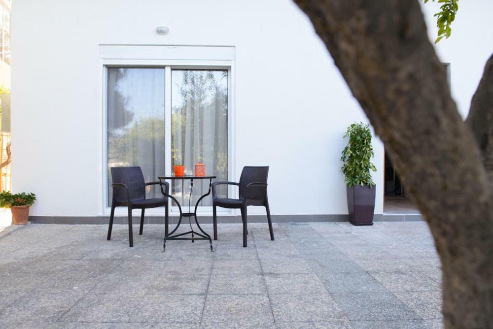 Beautiful House In Alimos Near To The Beach And Metro Athen Eksteriør billede