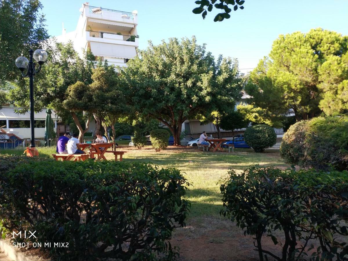Beautiful House In Alimos Near To The Beach And Metro Athen Eksteriør billede